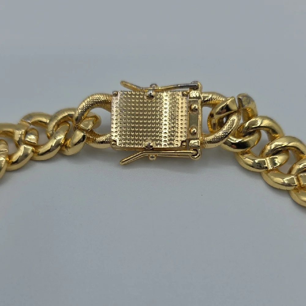 Chic Gold and Silver Women's Necklace